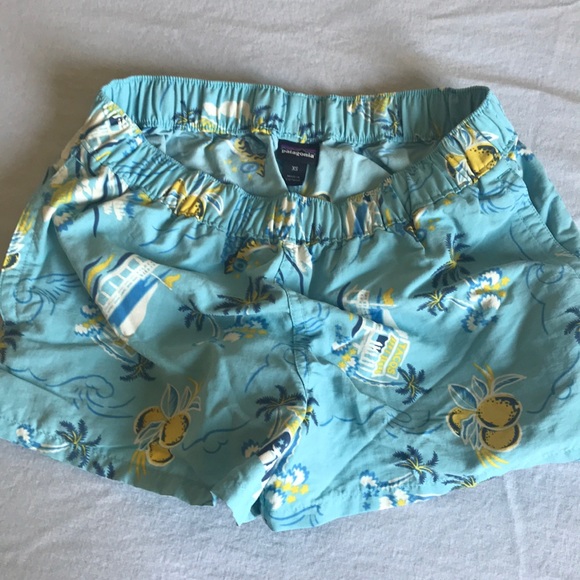 Patagonia barely baggies shorts - Picture 2 of 3